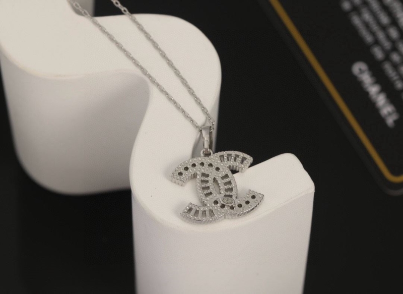 Ch**el necklaces